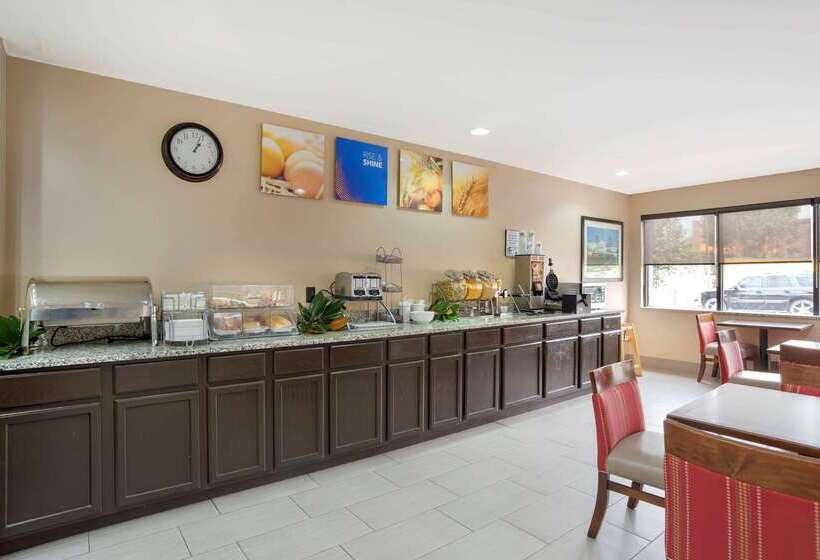 هتل Comfort Suites Fultondale I65 Near I22