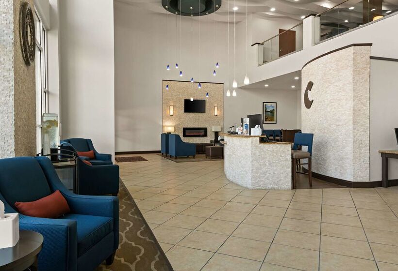 هتل Comfort Suites Granbury