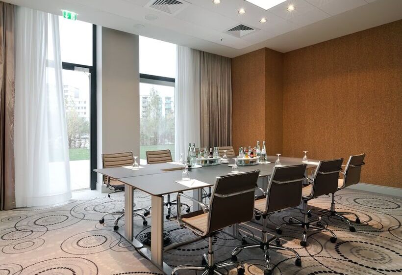 Fotos del hotel Crowne Plaza Berlin  Potsdamer Platz, An Ihg:  6