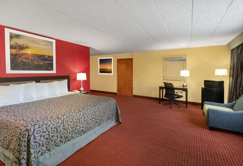 هتل Days Inn By Wyndham Scranton Pa