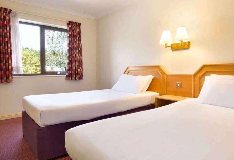 Fotos del hotel Days Inn Southampton Rownhams:  21