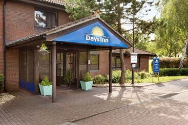 هتل Days Inn Southampton Rownhams