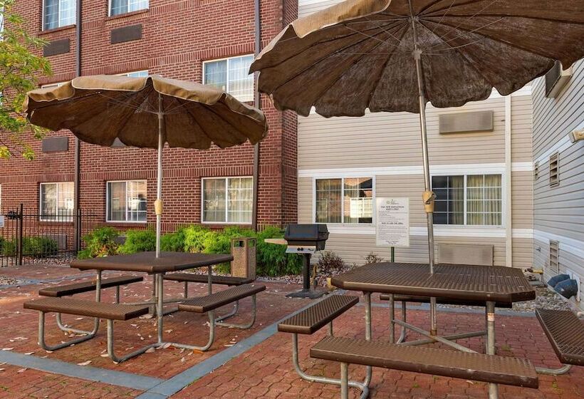 호텔 Extended Stay America Suites  Cincinnati  Blue Ash  Reed Hartman