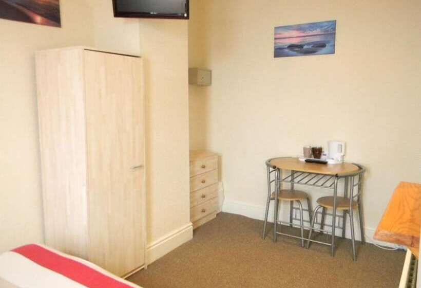 Fotos del hotel Hawkes Hotel:  32