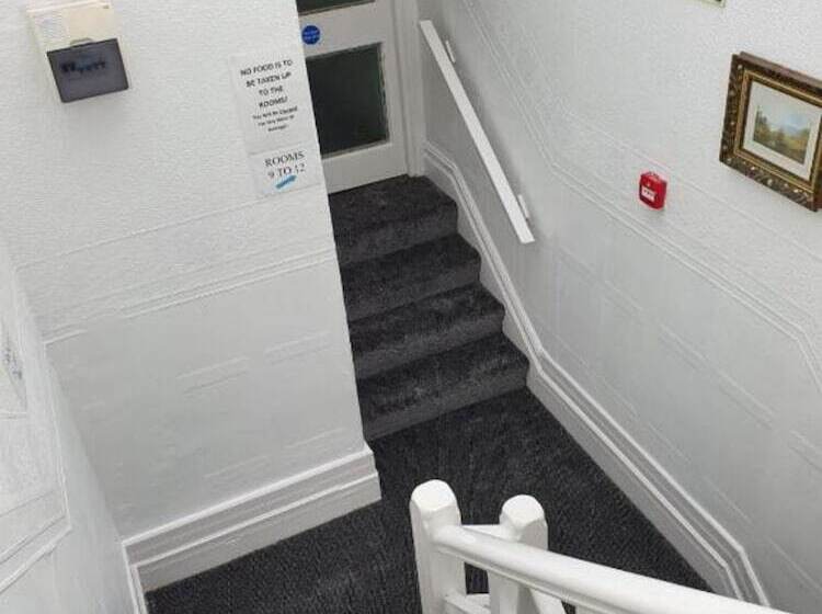 Fotos del hotel Hawkes Hotel:  30