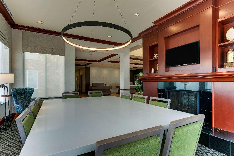 Otel Hilton Garden Inn Indianapolis Airport