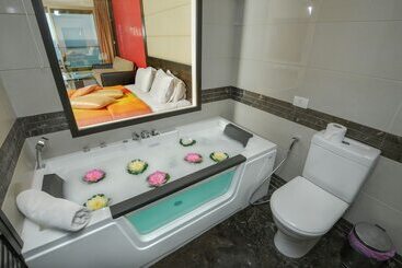 هتل Hollywood Inn Boutique