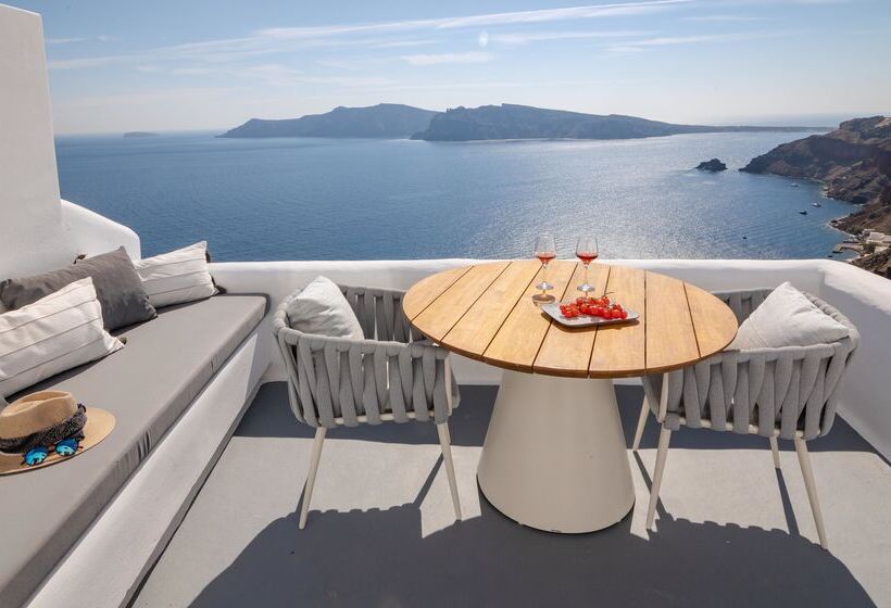 هتل Ikies Santorini