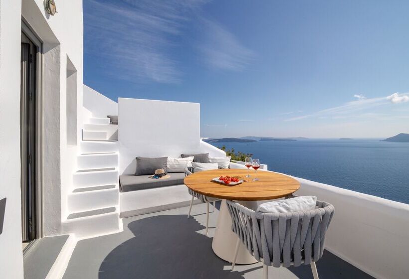 هتل Ikies Santorini