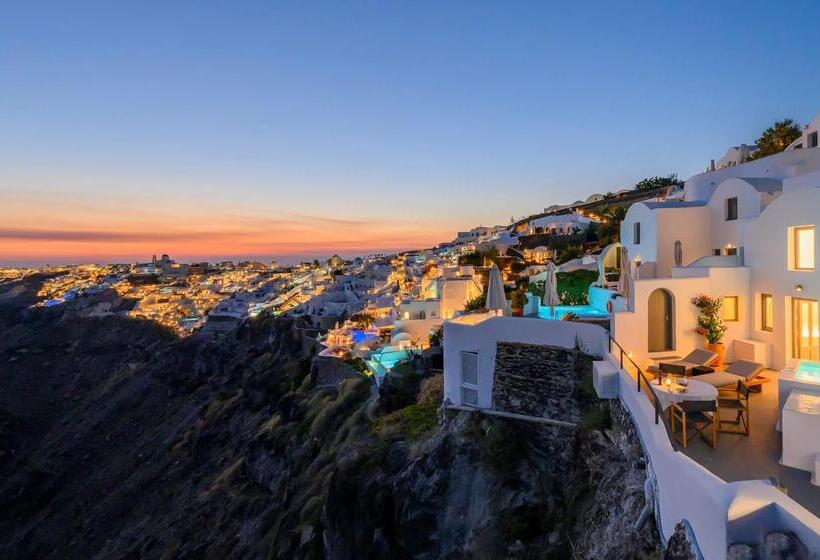 هتل Ikies Santorini