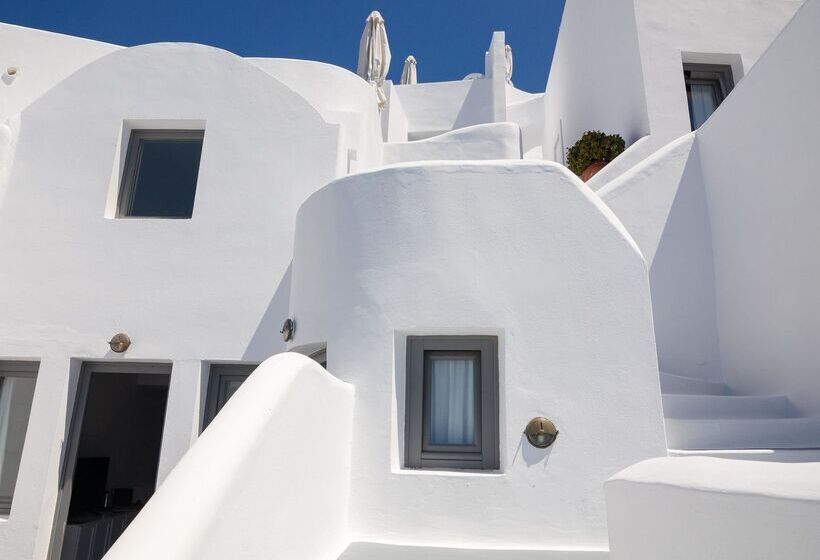 هتل Ikies Santorini