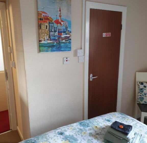 Fotos del hotel New Bond:  11