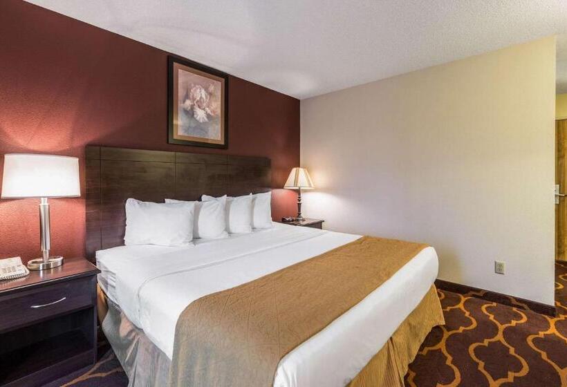 هتل Quality Inn