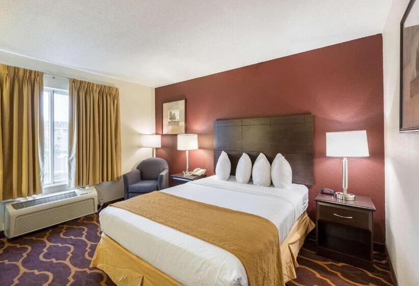 هتل Quality Inn