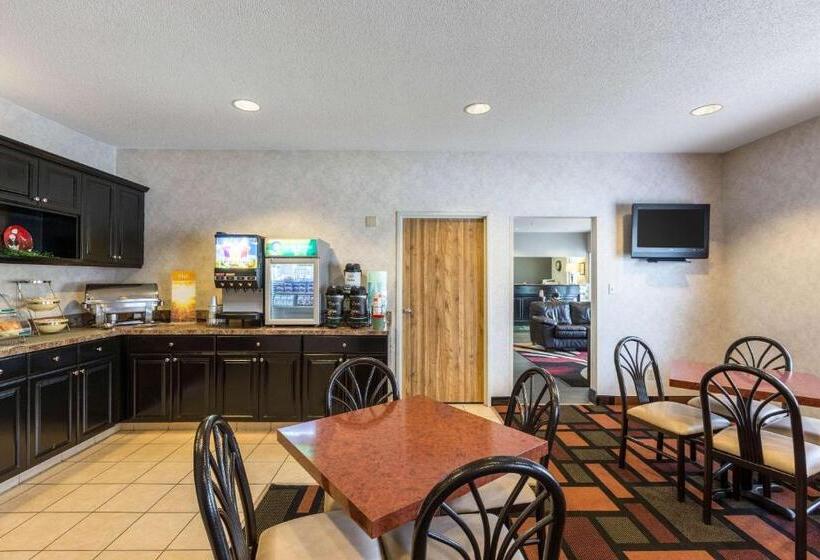 هتل Quality Inn