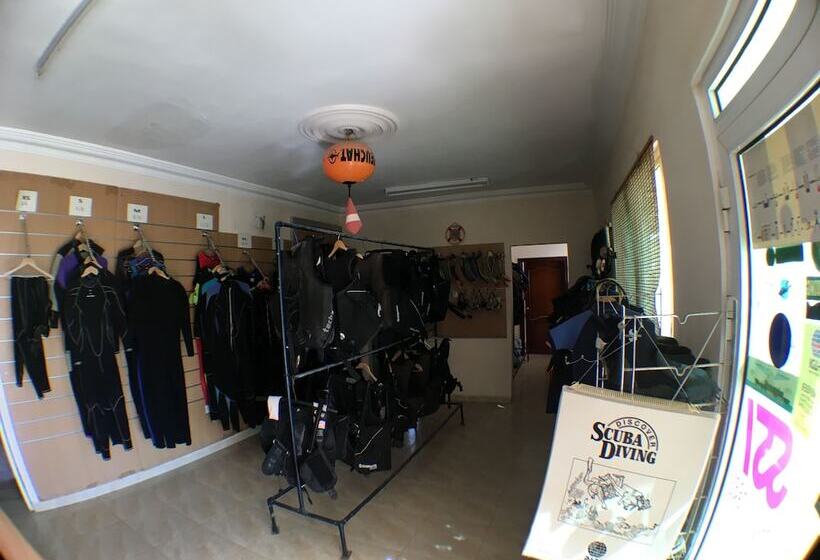 هتل Red Sea Dive Center