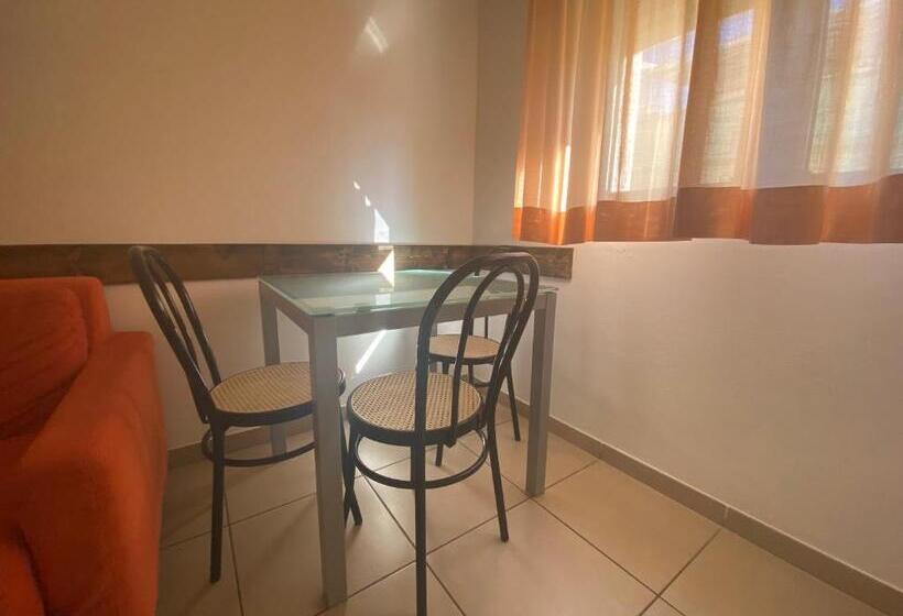 هتل Residence Roxy