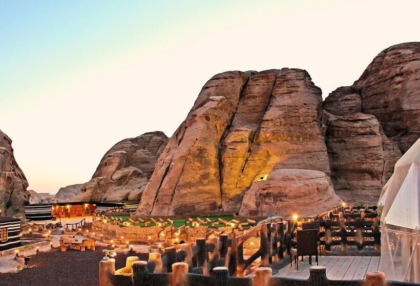 هتل Seven Wonders Luxury Camp