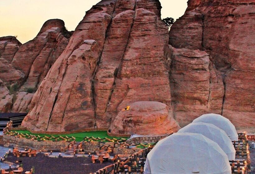 هتل Seven Wonders Luxury Camp
