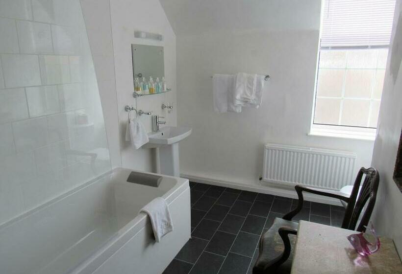 هتل The Beaumont Accommodation