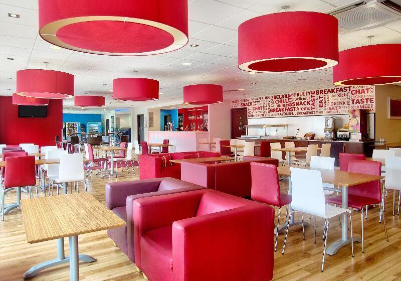 هتل Travelodge Birmingham Airport