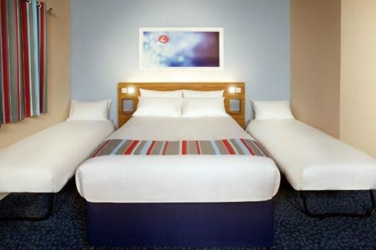 فندق Travelodge Chester Central