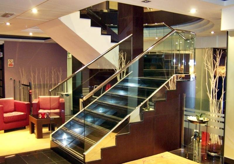 هتل Washington Parquesol Suites &