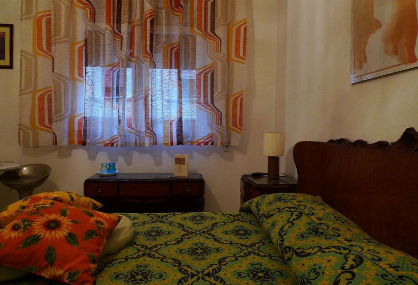 Bed & Breakfast Radioretro -guest house-