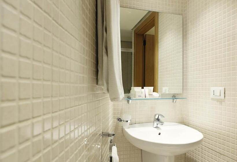 Xpress By Smallville