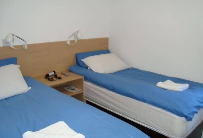 Hostel Alma