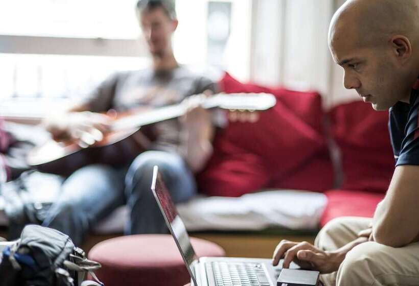 هتل Astor Kensington Hostel