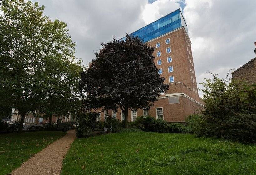 בית מלון כפרי Doubletree By Hilton London Greenwich