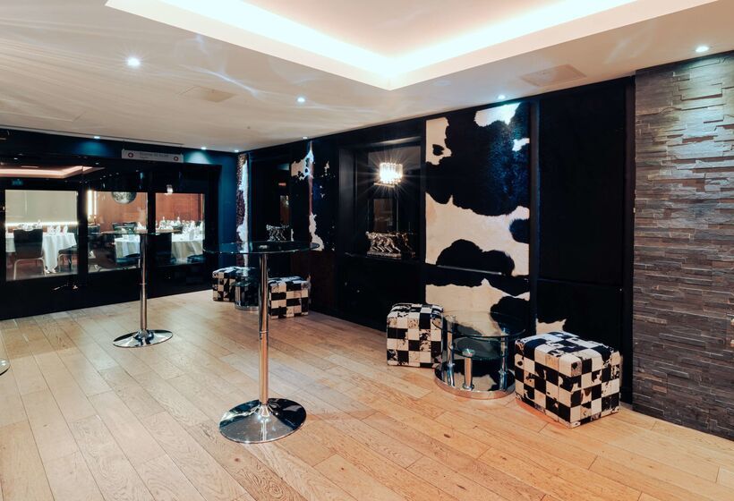 בית מלון כפרי Doubletree By Hilton London Greenwich