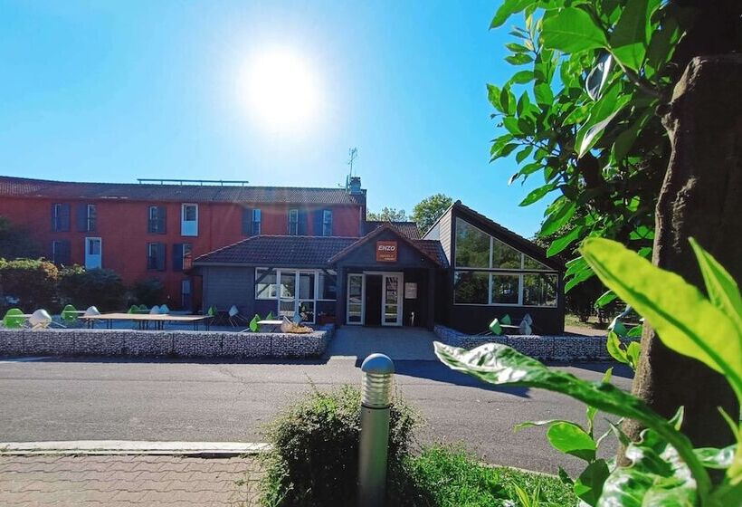 Enzo Hotels Trappes By Kyriad Direct