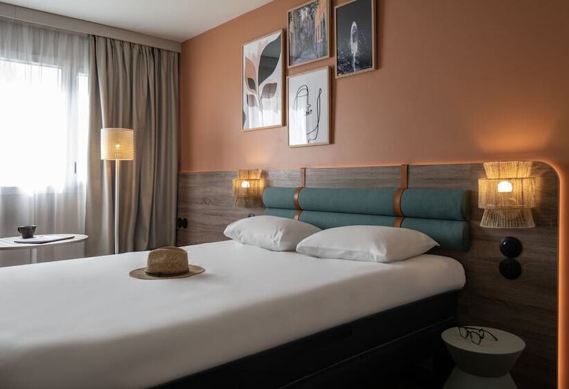 ホテル Ibis Golfe De Sainttropez