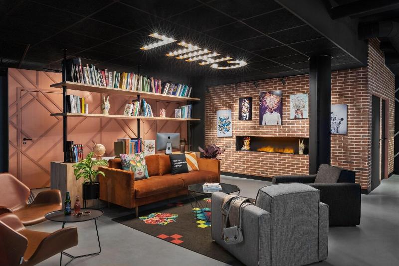 فندق Moxy Amiens