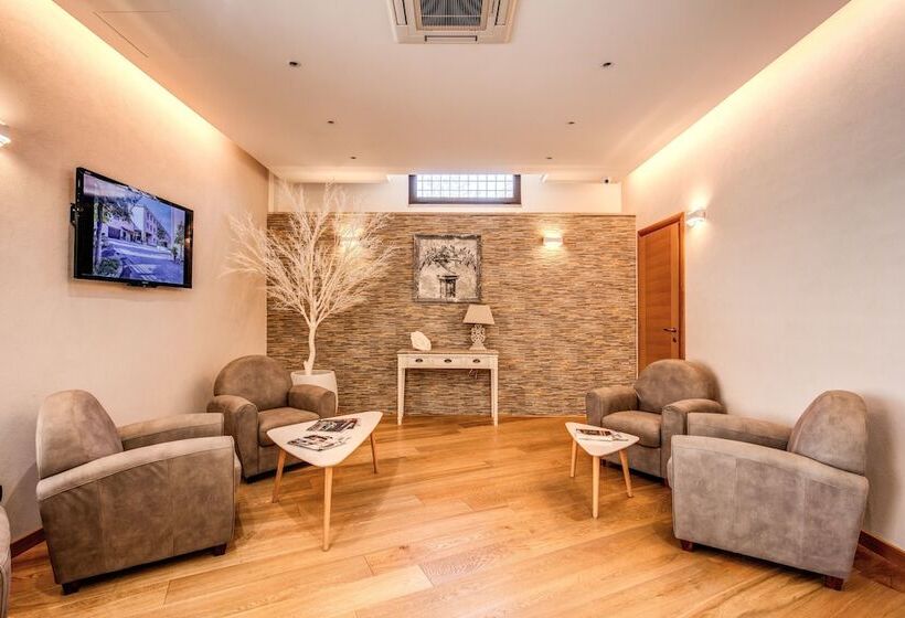 Fotos del hotel Roma Tiburtina Metro:  20