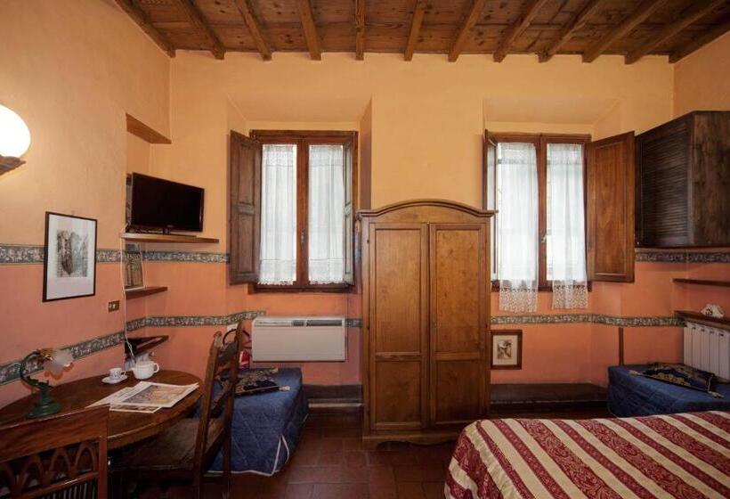 Fotos del hotel Soggiorno La Pergola:  4