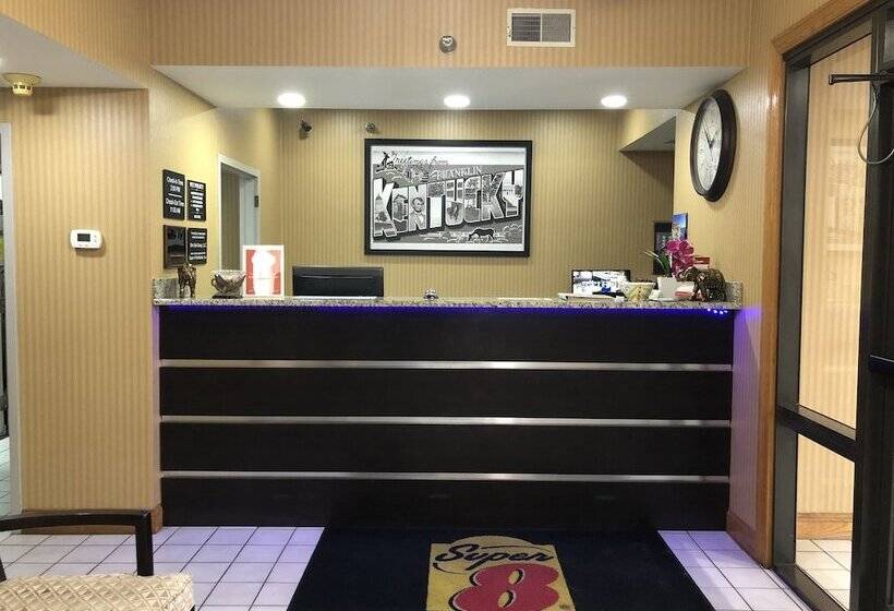 酒店 Super 8 By Wyndham Franklin Hwy 31