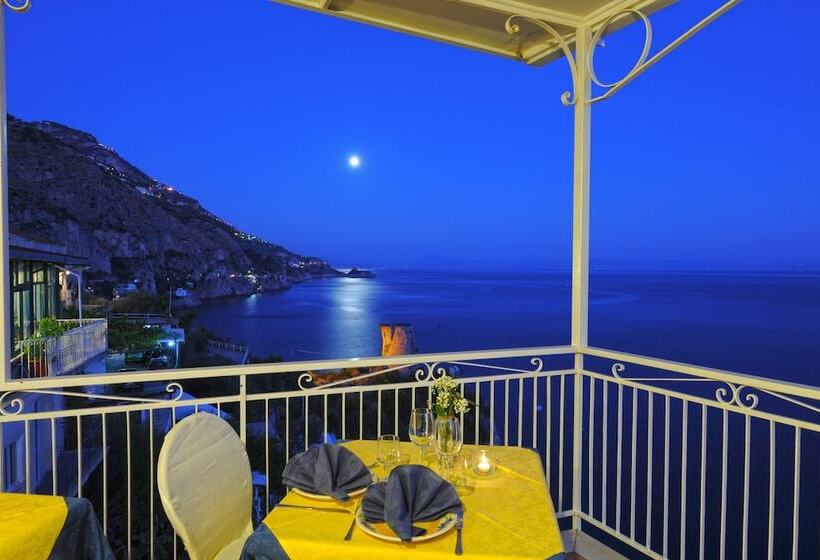 Отель Torre Saracena