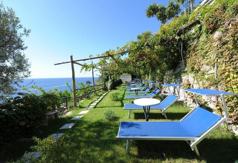 Отель Torre Saracena