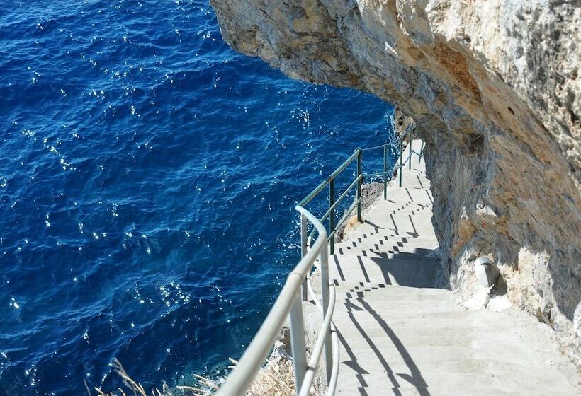 Отель Torre Saracena