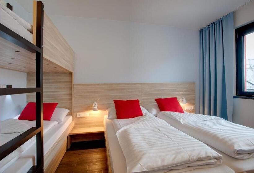 Fotos del hotel Meininger Hotel Wien Downtown Franz:  2