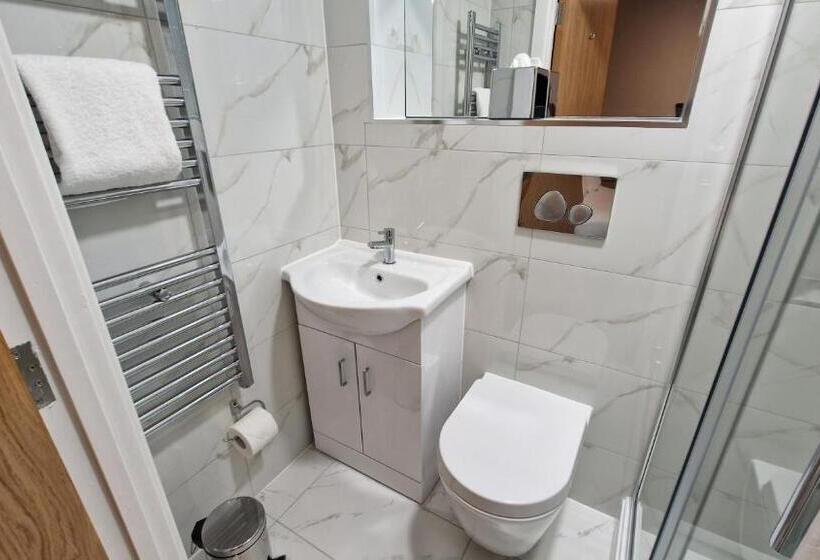 هاستل Best Western Northfields Ealing