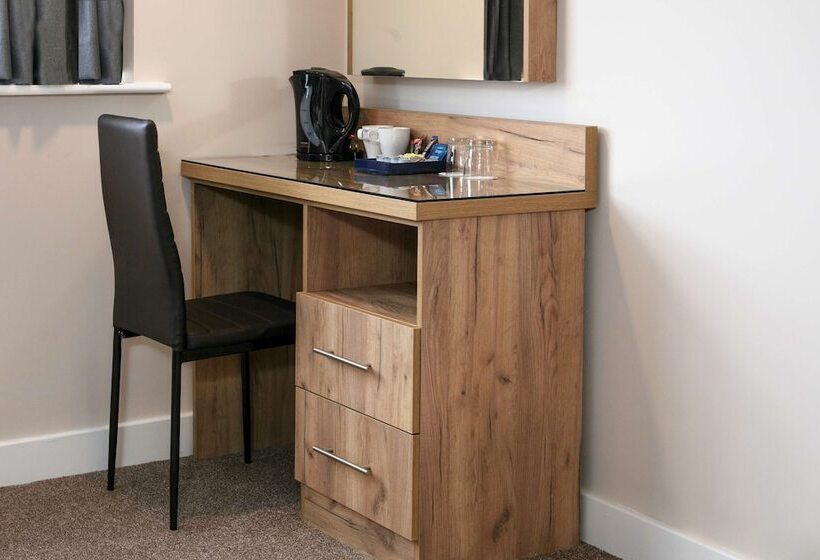 هاستل Best Western Northfields Ealing