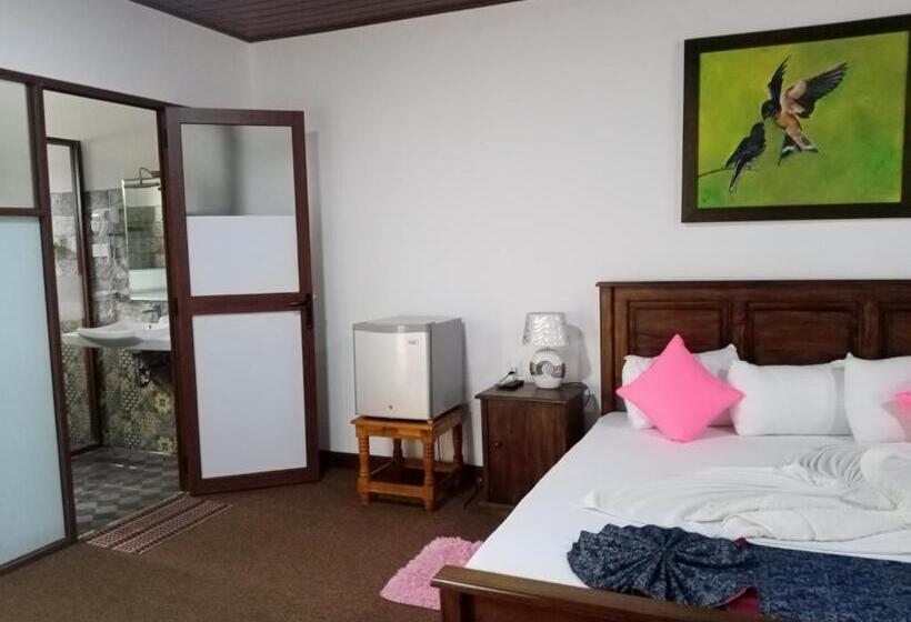 Hotel Green View Buttala