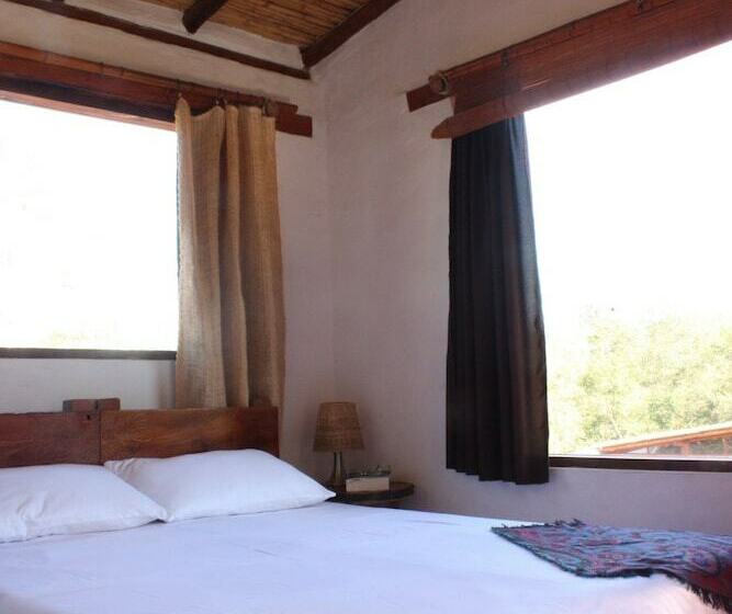 פנסיון Monte Verde Cabañas & Camping