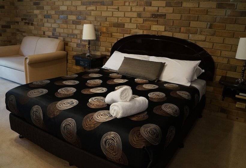 汽车旅馆  Magdala Motor Lodge & Lakeside Restaurant