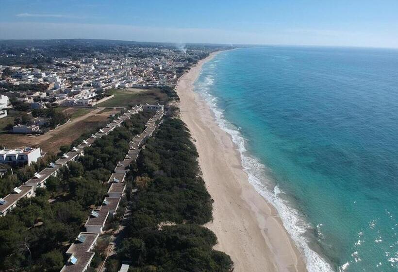 هتل Dei Bizantini & Villaggio Campo Dei Messapi