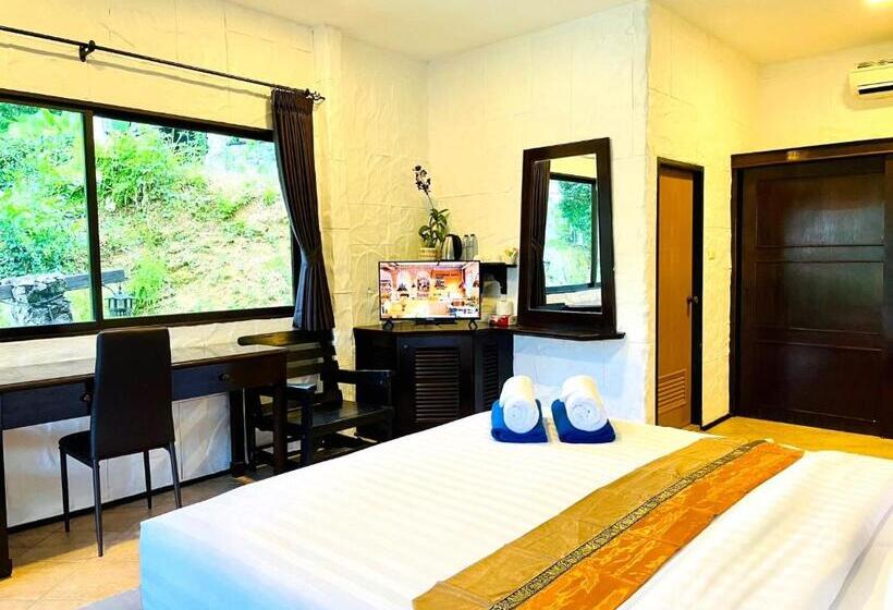 Boomerang Village Resort Kata